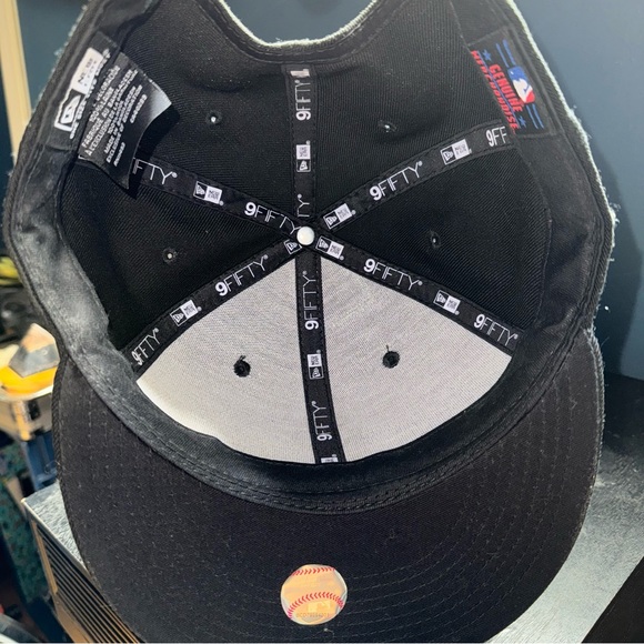 MENS BLACK NIKE FITTED SNAPBACK - Picture 3 of 6